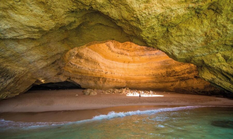 Albufeira: 3-Hour Benagil Caves & Coastline Tour - "Unwind" - Who this tour suits best