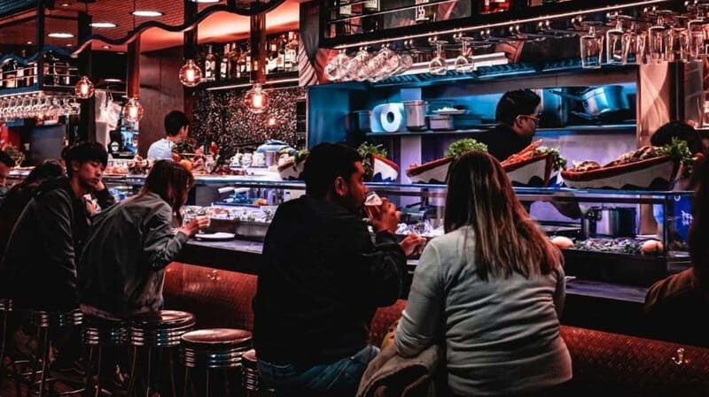 Albufeira: 5 Bars and 1 Nightclub Pub Crawl with Free Shots - Reno’s Bar Start and Why a 3-Hour Crawl Fits Albufeira