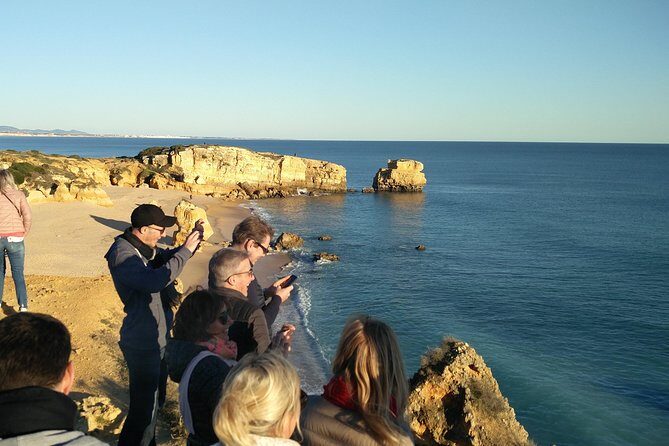 Albufeira: A Local Experience w/food tasting & local shops - Albufeira Shopping and the historic center free-time payoff