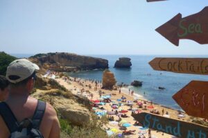 Albufeira: City Highlights & WINE TASTING - Adega do Cantor wine tasting: 4 local wines with a sea-view setting