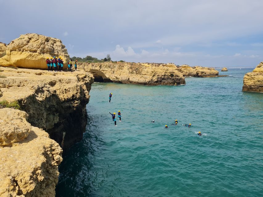 Albufeira: Guided Coasteering Tour with Cliff Jumping - Who This 2-Hour Coasteering Tour Fits Best