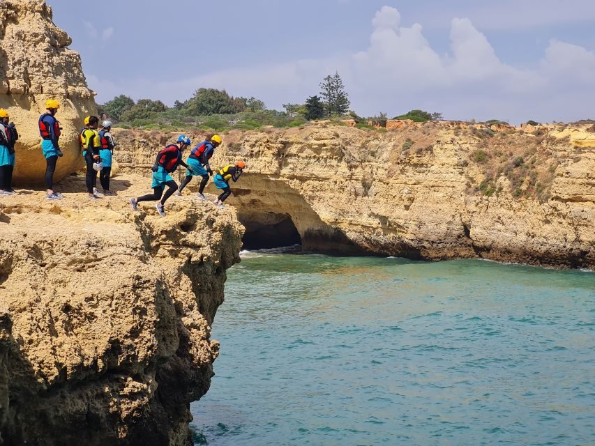 Albufeira: Guided Coasteering Tour with Cliff Jumping - What to Bring and How to Feel Confident in the Water