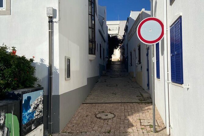 Albufeira History Walking Tour with Wine and Tapas - Price and value: $34.84 for history plus a proper food stop