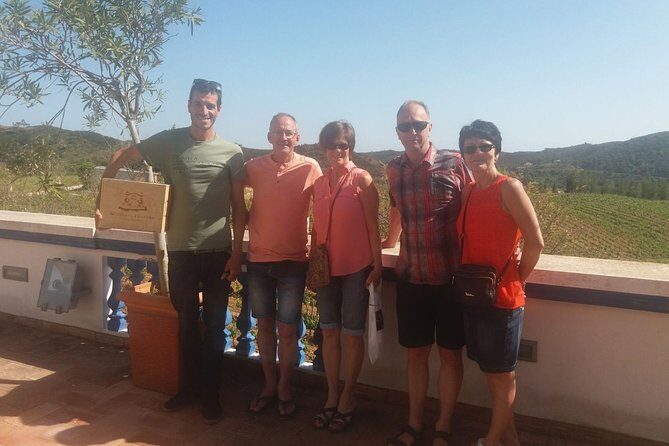 Albufeira Wine Tasting: Boutique Winery Tour & Historic Silves - Who should book this tour, and who should skip it