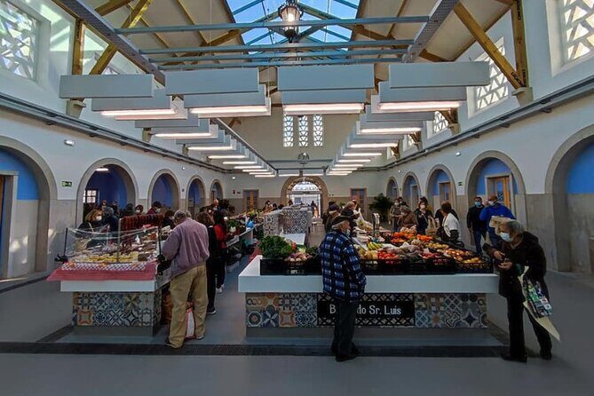 Algarve Wines Tasting Shared Experience at Mercado Municipal de Silves - Hosts and pacing: attentive, not pushy