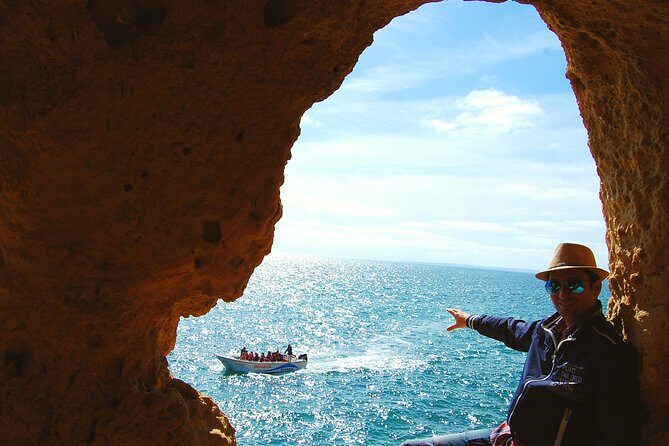 Carvoeiro and Silves Premium - Shared small group > VTours Algarve - Key highlights you’ll feel right away