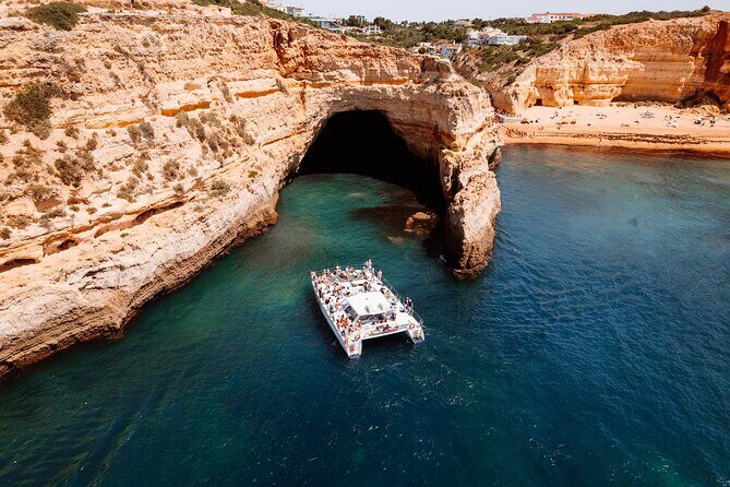 Catamaran Cruise: Caves and Coastline to Benagil - The 3-Hour Flow: How the Coast and Caves Time Usually Plays Out