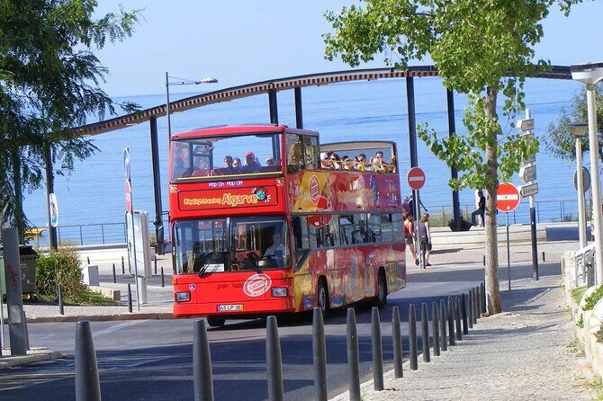 City Sightseeing Albufeira Hop-On Hop-Off Bus Tour - Getting oriented fast: from Rua do Município to The Strip
