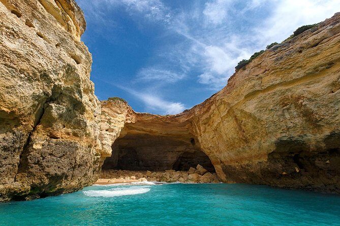Dolphins Search and Benagil Caves from Albufeira - What This Day Feels Like: The Flow on the Water