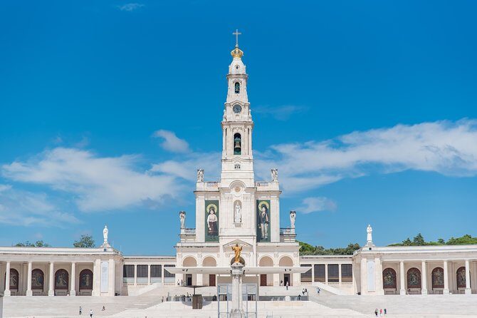 Fatima Day Tour from Algarve - Basilica de Nossa Senhora do Rosário de Fátima: Your Big Sanctuary Time