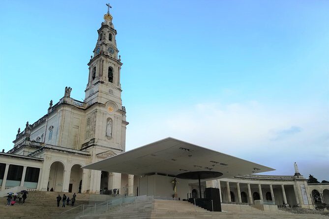 Fatima Day Tour from Algarve - The Coach Experience: WiFi, Comfort, and the Guide You’ll Remember