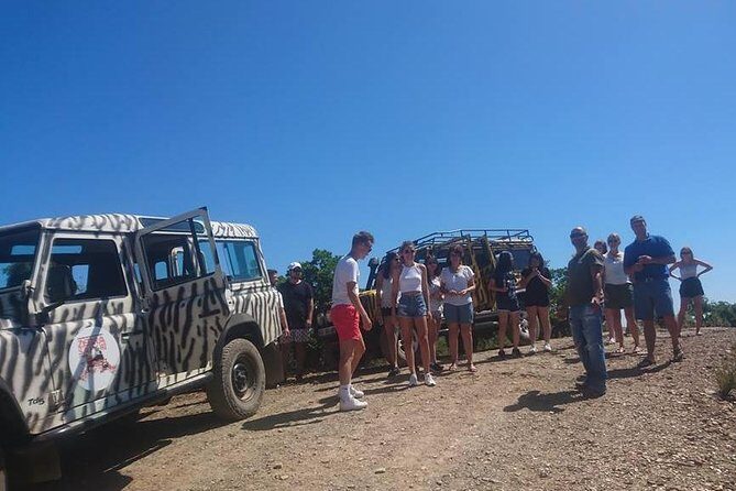 Jeep Safari Tour - Full Day - 9:00 a.m. Pickup, Land Rover Defender Ride, and What Off-Road Comfort Means