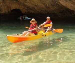 Kayak tour Albufeira. - Safety briefing and how to row correctly before you get close to the caves