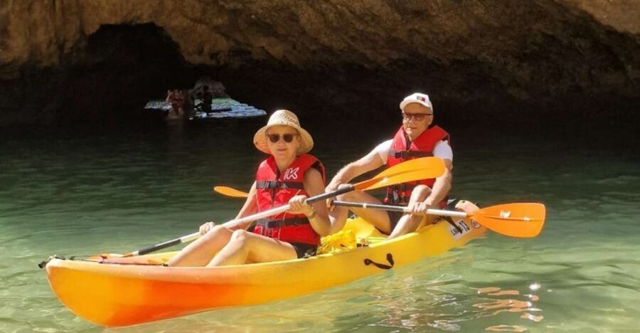 Kayak tour Albufeira. - Kayaking the Albufeira coastline: cliffs, unusual rock shapes, and cave time