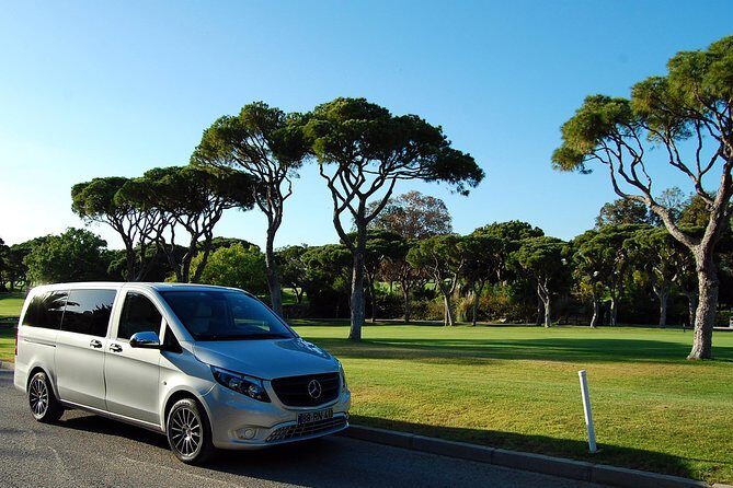 Lagos and Sagres Premium - Shared small group > VTours Algarve - Ponta da Piedade Lighthouse: The Algarve’s Cliff-World in One Stop
