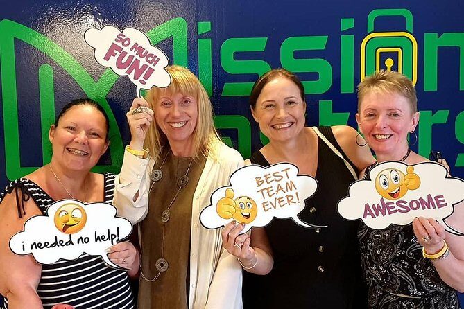 Museum Heist Escape Game - Puzzles you’ll actually touch: padlocks, levers, and electronics
