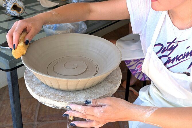 Pottery workshop in the Algarve - Price and value: what $132.15 buys you, and what costs extra