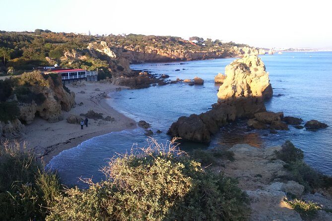 Private Guided Tuk Tuk Tour with pick-up and drop-off in Albufeira - The real timing: 1 to 2 hours that feels like a smart sprint
