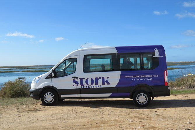 Private Transfer from Albufeira to Faro Airport (5 to 8 pax) - Pickup in Albufeira: meeting point and how to nail the timing