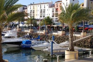 Quarteira Town & Gypsy Market Tour with Beach Bliss - Praia da Quarteira: Beach Bliss, But Make It Short