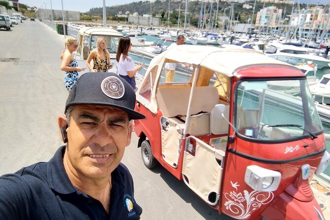 Sigtseeing in a Tuk Tuk ,Unique Experience - Who This Tour Fits Best in Albufeira