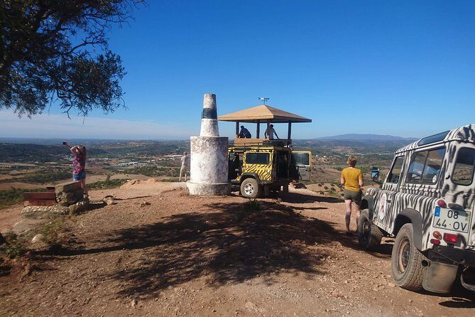 Sunset Safari - Small-group size and comfort: max 16, pickup included, insured