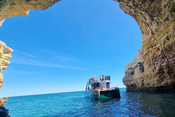 Tour to Benagil Caves and Coastline in Albufeira - Quick takeaways