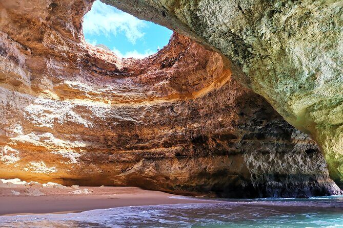 Tour to Benagil Caves and Coastline in Albufeira - Price and Value: Why $36.30 Can Feel Fair