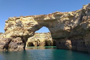 Tour to Benagil Caves and Coastline in Albufeira - Getting On Board at Albufeira Marina (and Finding the Spot Fast)