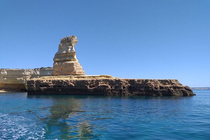 Tour to Benagil Caves and Coastline in Albufeira - The Catamaran Ride: Comfort, Music, and a Real Viewing Setup